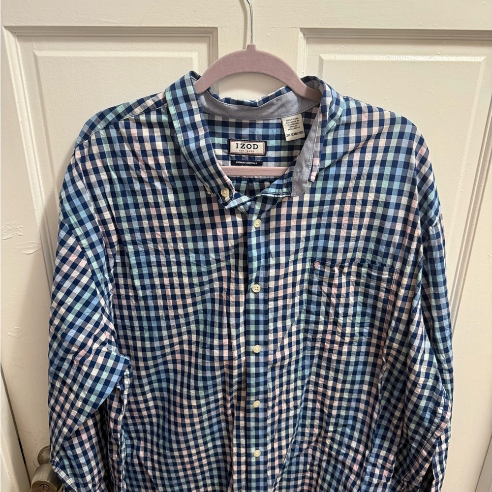 Izod Blue and Pink Casual Button Down Shirt